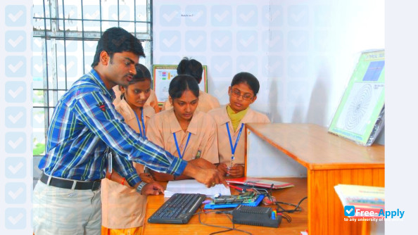 Photo de l’Chaitanya Bharathi Institute of Technology #5