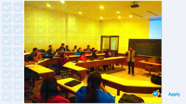 IILM Institute for Higher Education photo #9