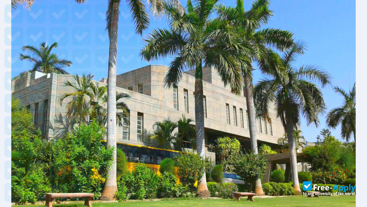 Photo de l’G. H. Patel College of Engineering and Technology #3