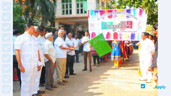 Photo de l’Sir C R Reddy College of Engineering #3