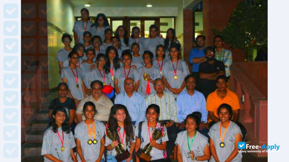 Foto de la Mody University #24