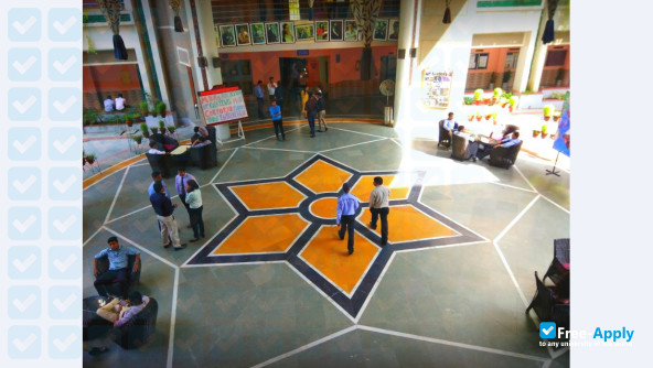 Birla Institute of Management Technology фотография №6