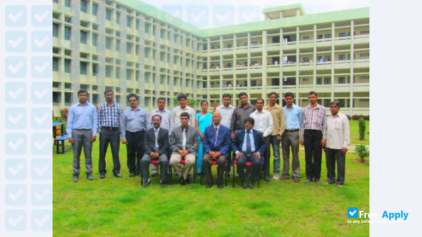 Foto de la Visveswaraiah Technological University