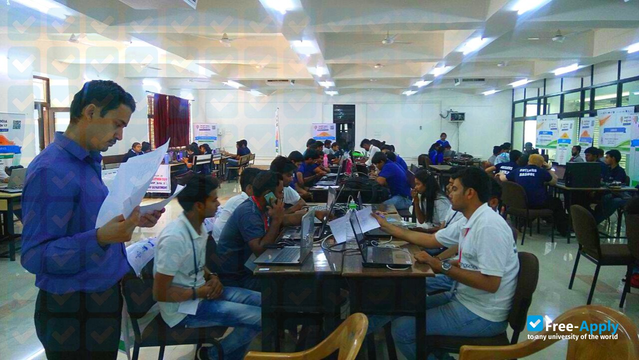 Фотография Shri Ramdeobaba Kamla Nehru Engineering College