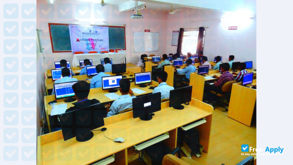 Photo de l’Shri Ramdeobaba Kamla Nehru Engineering College #6