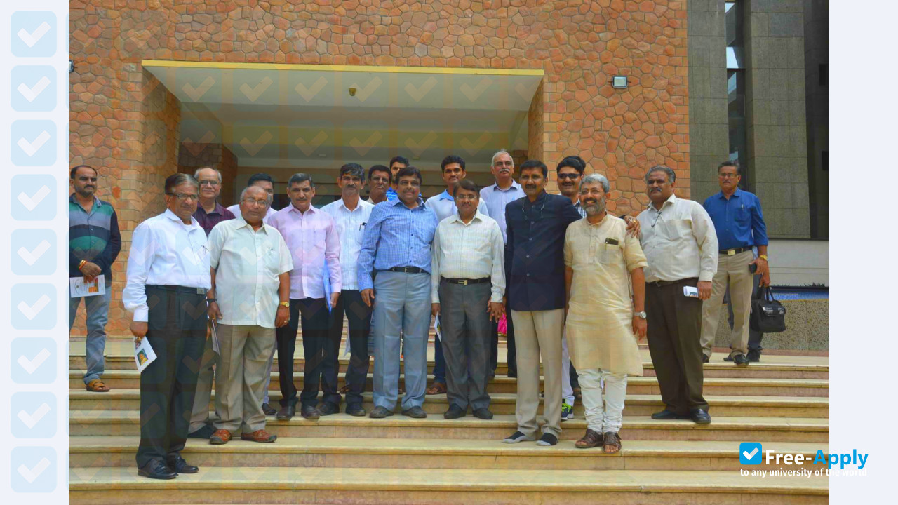 Photo de l’Saurashtra University