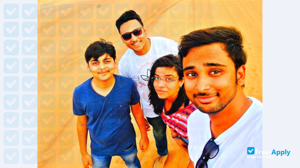 Sir Padampat Singhania University Udaipur фотография №3