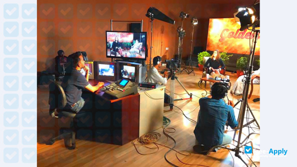Asian Academy of Film & Television фотография №5