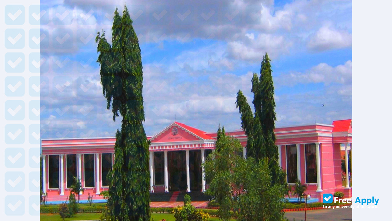 Foto de la Arunai Engineering College #9