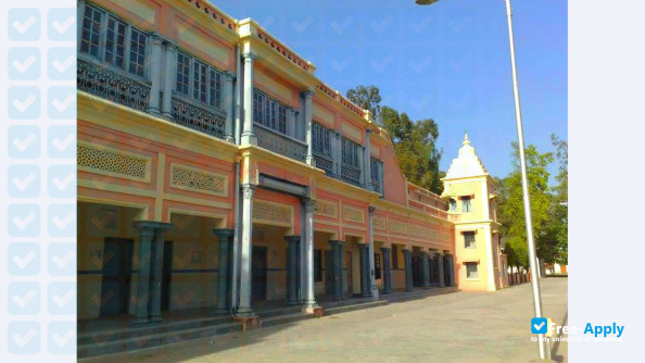 Gurukula Kangri Vishwavidyalaya photo #6