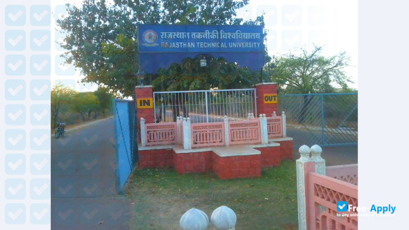 Foto de la Rajasthan Technical University #4