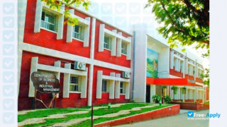 Miniatura de la Veer Narmad South Gujarat University #10
