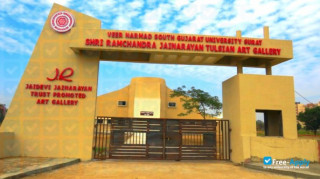 Miniatura de la Veer Narmad South Gujarat University #1