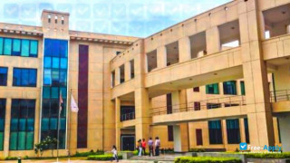 Shiv Nadar University thumbnail #3