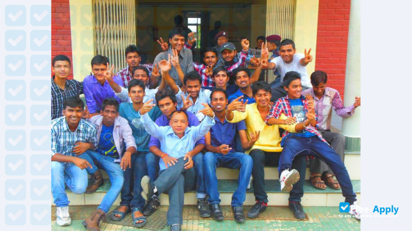 Foto de la National Institute of Technology Manipur #2
