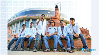 Miniatura de la Vardhman Mahavir Medical College #9