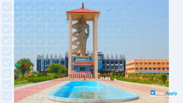Sri Chandrasekharendra Saraswathi Viswa Maha Vidyalaya фотография №7