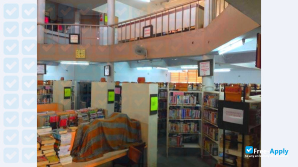 Photo de l’Dharmsinh Desai University (D D Institute of Technology) #7