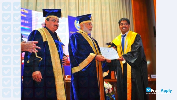 Photo de l’Postgraduate Institute of Medical Education and Research #6