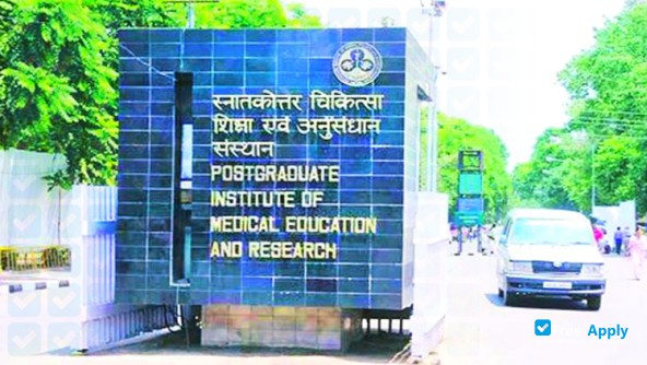 Photo de l’Postgraduate Institute of Medical Education and Research #7
