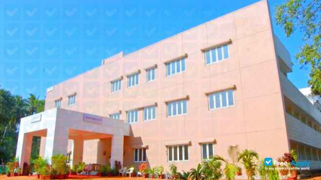 Photo de l’Pondicherry University Bioinformatics Centre #13
