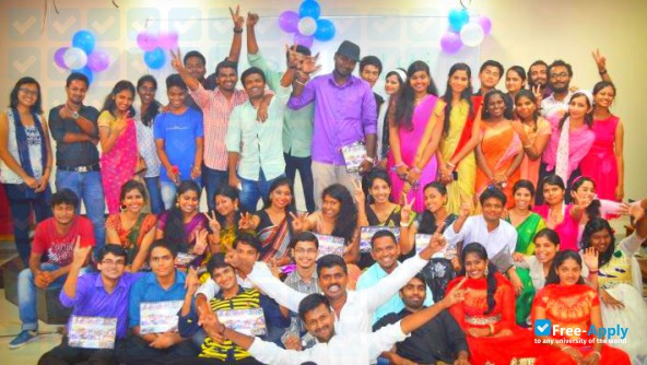 Photo de l’Pondicherry University Bioinformatics Centre #8