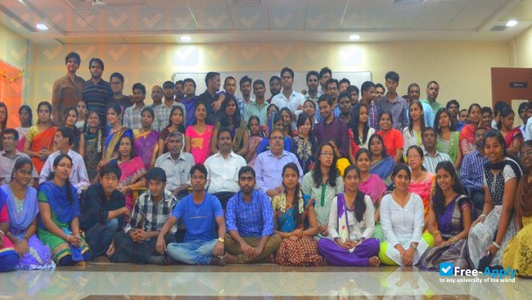 Photo de l’Pondicherry University Bioinformatics Centre #10