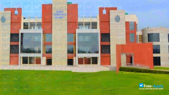 Photo de l’Gujarat Technological University #7