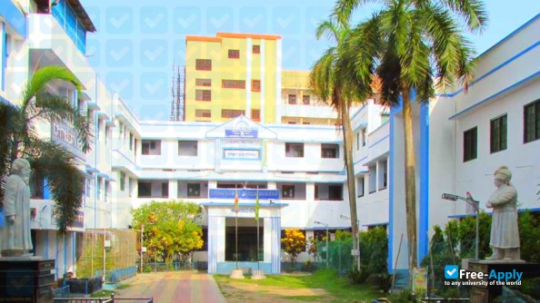 Photo de l’Sukumar Sengupta College #3