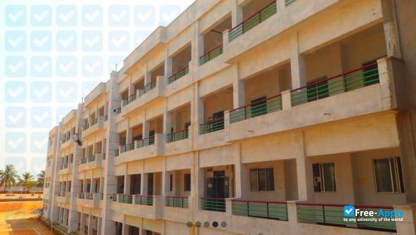 Knowledge Institute of Technology photo #6