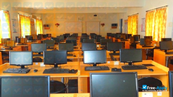 Knowledge Institute of Technology photo #4