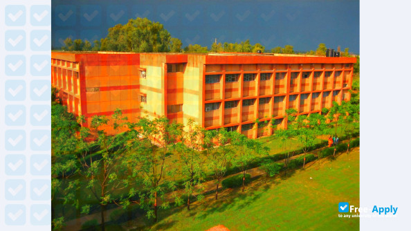 Shaheed Bhagat Singh College of Engineering & Technology фотография №7