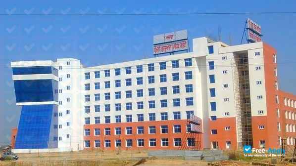 Sri Guru Granth Sahib World University photo #6