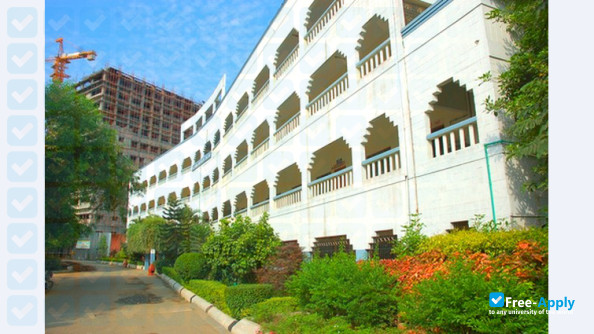 Foto de la Valliammai Engineering College #8