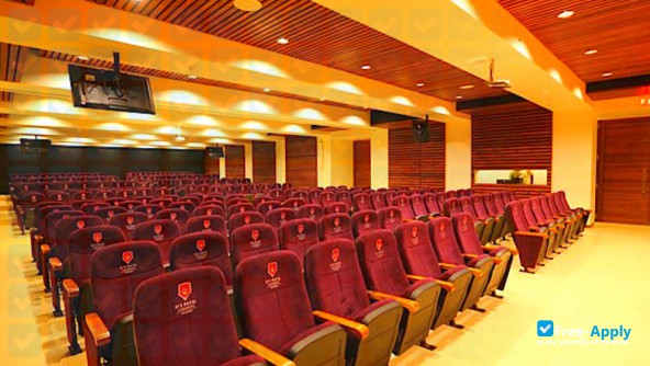 Dr D Y Patil University фотография №12