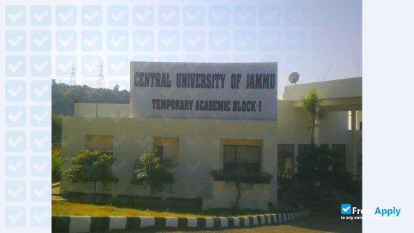 Foto de la Central University of Jammu #7