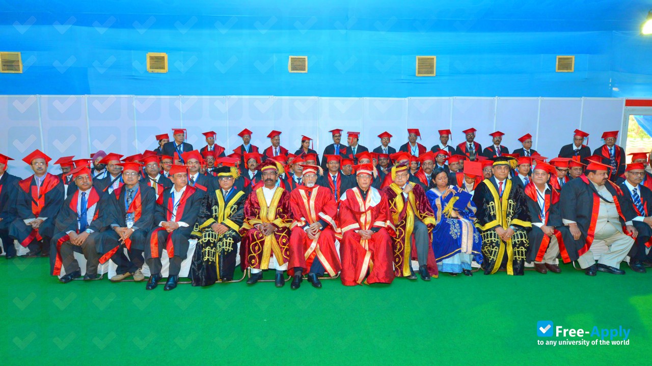 Photo de l’Indian Institute of Technology (Indian School of Mines) #6