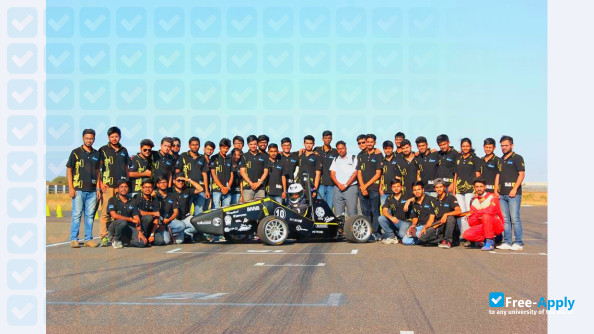 Foto de la SRM University Delhi #9