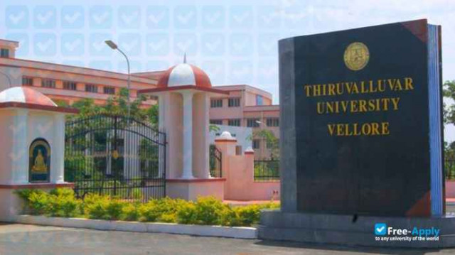 Foto de la Thiruvalluvar University #1