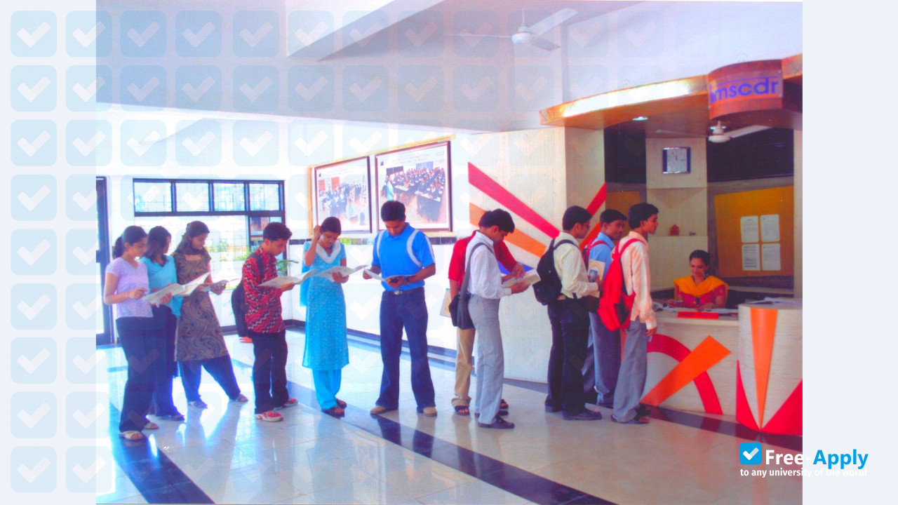 Mahatma Gandhi Antarrashtriya Hindi Vishwavidyalaya photo #8