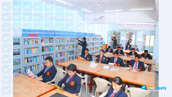 B N M Institute of Technology photo #5