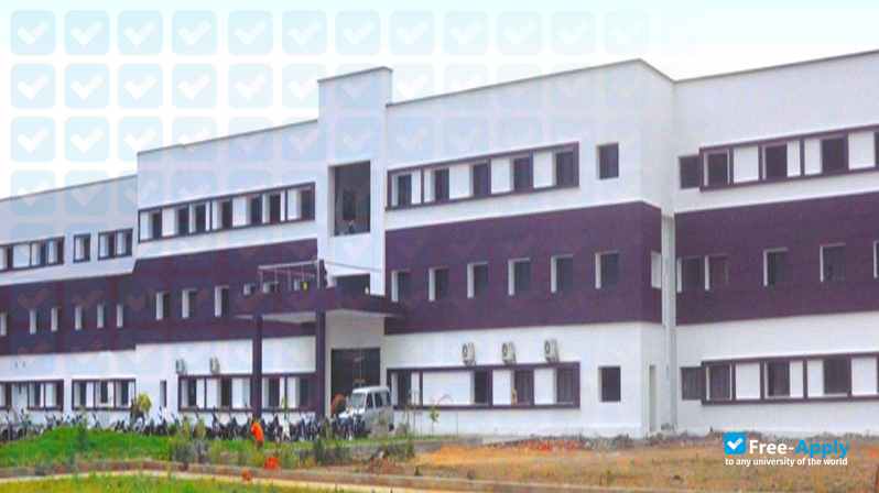 Foto de la Govindrao Wanjari College of Engineering & Technology #9
