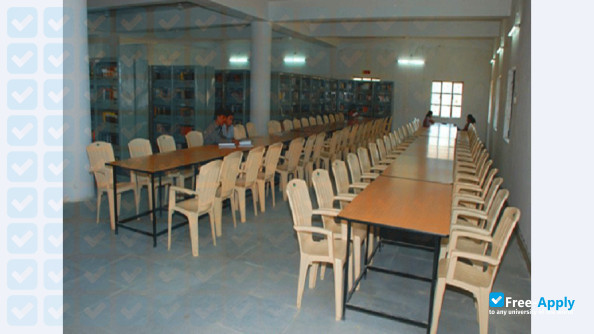 Foto de la Govindrao Wanjari College of Engineering & Technology #5