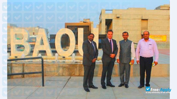 Foto de la Dr Babasaheb Ambedkar Open University #12