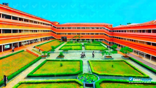 Sree Narayana Gurukulam College of Engineering photo #2