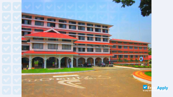 Sree Narayana Gurukulam College of Engineering photo #6
