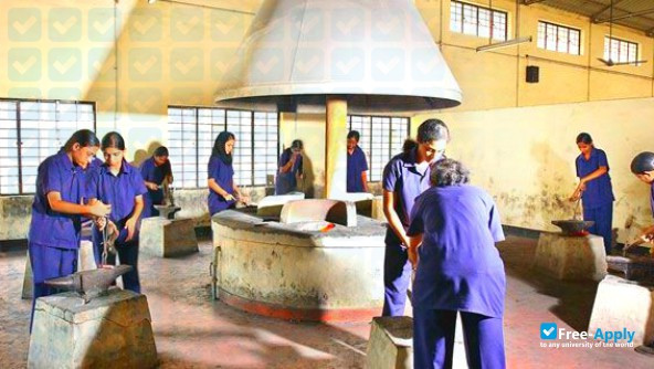 Sree Narayana Gurukulam College of Engineering photo #1