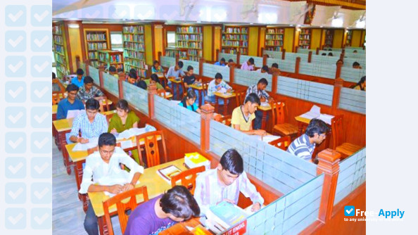 Shri Sant Gajanan Maharaj College of Engineering photo #3