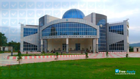 Veer Surendra Sai University of Technology (University College of Engineering Burla) фотография №9