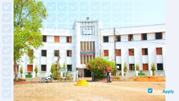 Photo de l’Veer Surendra Sai University of Technology (University College of Engineering Burla) #6